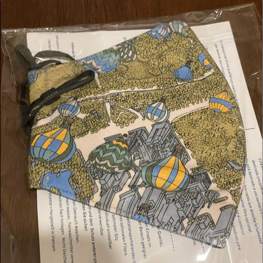 Tory Burch Face Mask